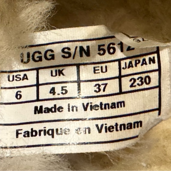 UGG DAKOTA CHESTNUT SUEDE SHEEPSKIN MOCCASINS WOMEN'S SIZE US 6 - EUC - Picture 9 of 9